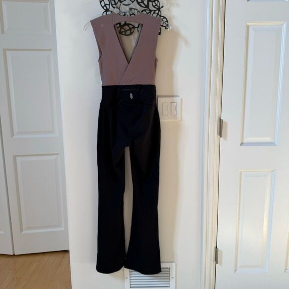 Free People Movement High Beams Onesie XS NWOT - Picture 13 of 16